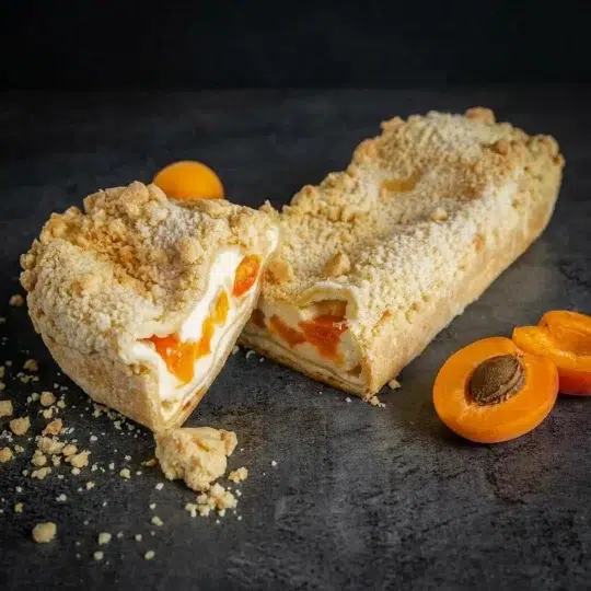 Sommer Aprikosen Strudel